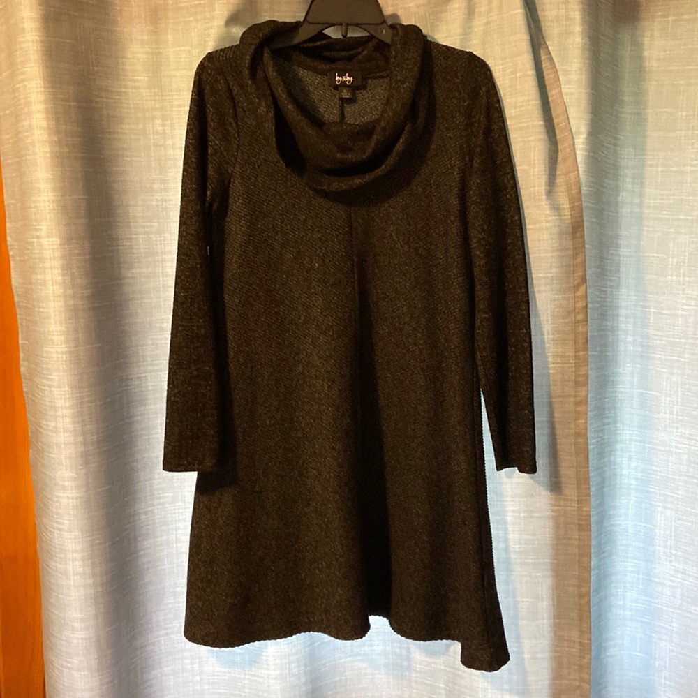 Junior XL by&by drape neck dress.